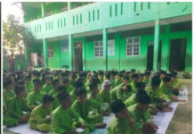 Tingkatkan Amal Ibadah, Siswa MIS Nurul Amanatul Haq Ikuti Penyuluhan dan Zikir Bersama