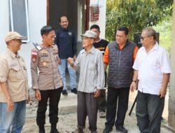 Bedah Rumah Keenam, Sekda Ronny Apresiasi Komitmen dan Kepedulian PWI Bintan
