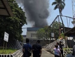 Kantor Bea Cukai Batam Terbakar Diduga Korsleting Solar Panel, Pelayanan Tidak Terganggu