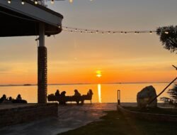Datang ke DMario Sunset Resto Bintan, Bisa Nikmati Pesona Matahari Tenggelam