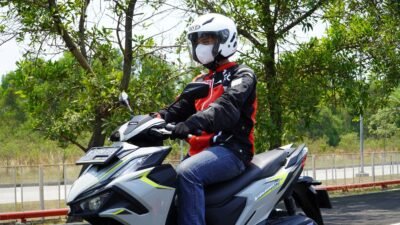 Berkendara Saat Asap Mengganggu Jarak Pandang, Ini yang Perlu Diperhatikan