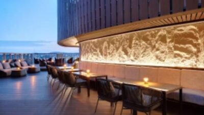 VAMPIRE’S KISS: Halloween Romantic Dinner Hadir di Grand Mercure Batam Centre