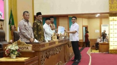 DPRD Kota Batam Tetapkan 11 Ranperda dalam Propemperda 2027 dalam Rapat Paripurna IX Masa Persidangan 1 Tahun 2026, Drainase Terintegrasi Jadi Prioritas